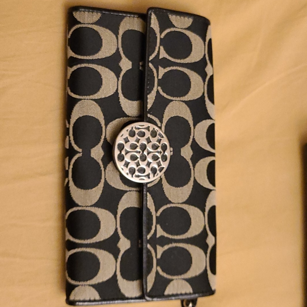 Coach canvas trifold wallet